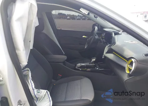 2025 Chevrolet Trax Fwd Lt z USA, uszkodzony, nr VIN KL77LHEP0SC249567